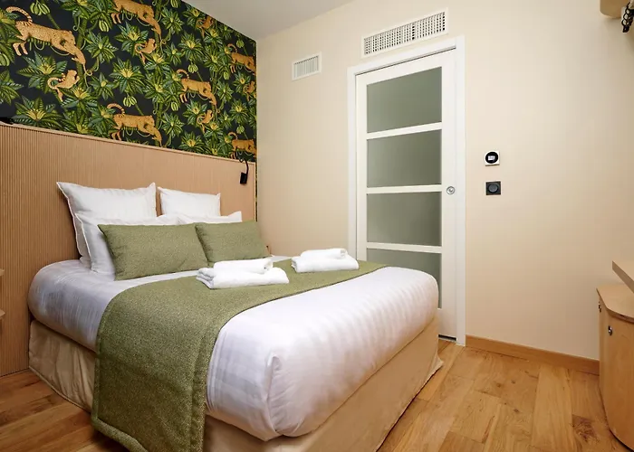 Vlh Montparnasse Eiffel 3* Paryż