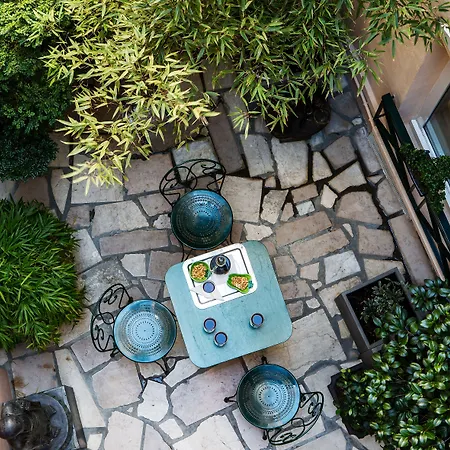 Vlh Montparnasse Eiffel Hotel