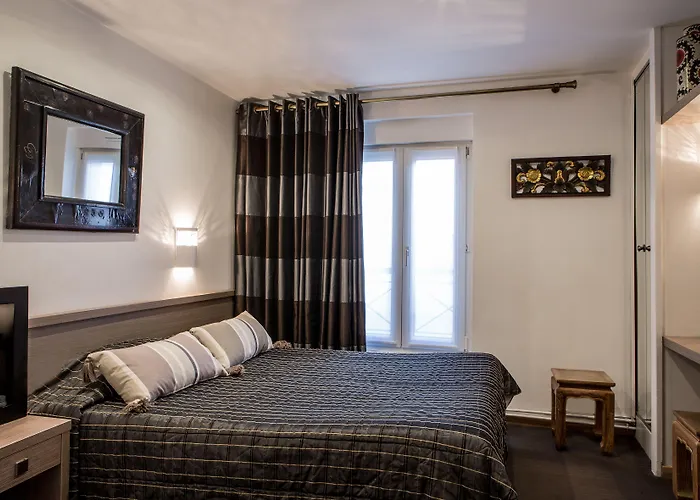 Vlh Montparnasse Eiffel Hotel