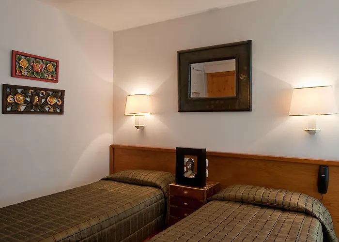 Vlh Montparnasse Eiffel Parigi