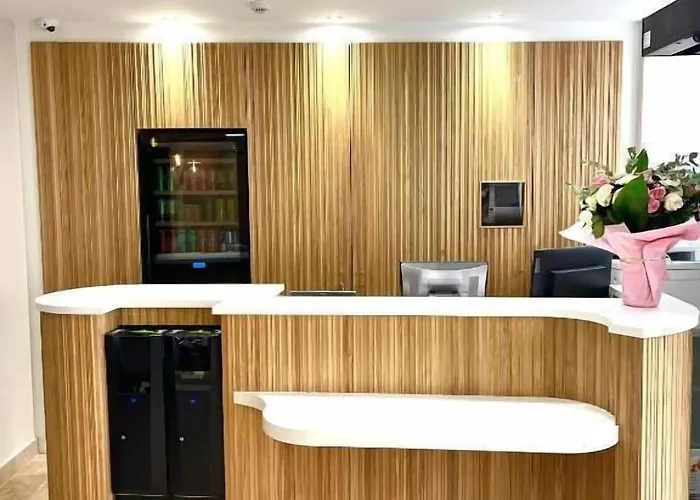 Vlh Montparnasse Eiffel Hotel