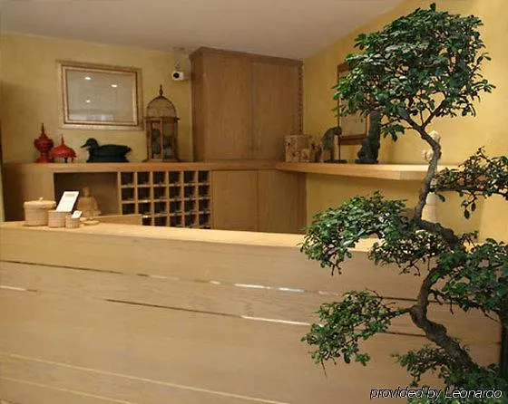 Hotel Vlh Montparnasse Eiffel 3*