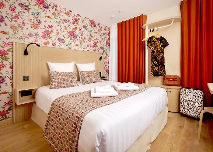 Hotel Vlh Montparnasse Eiffel 3*